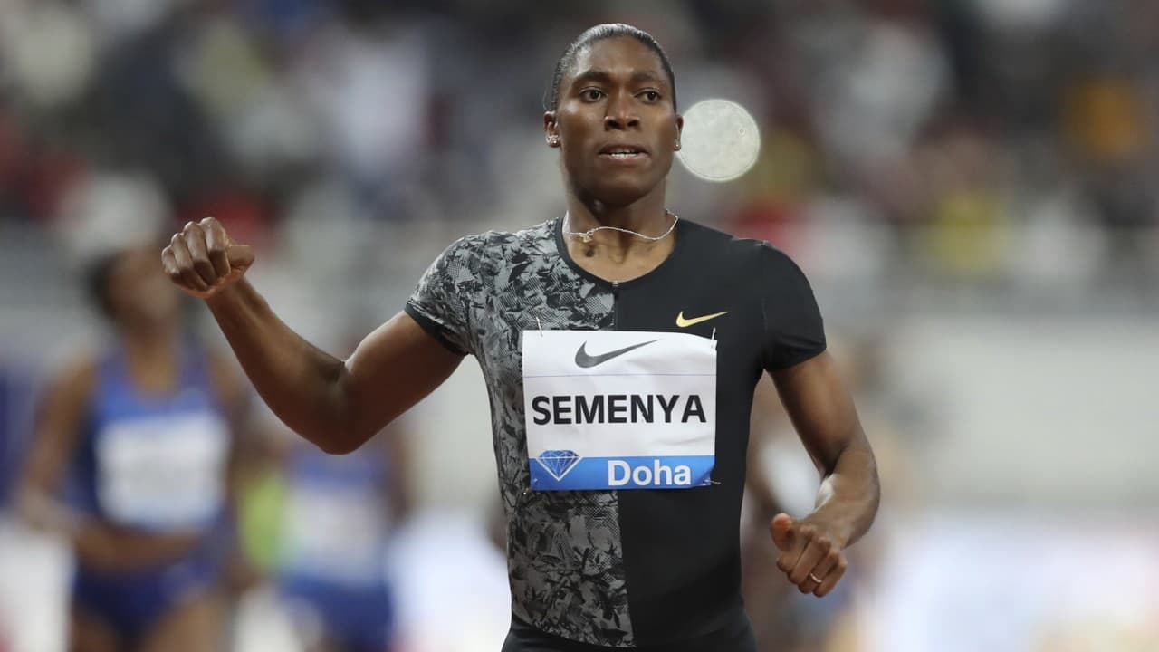 Caster Semenya no tendrá que medicarse para competir.