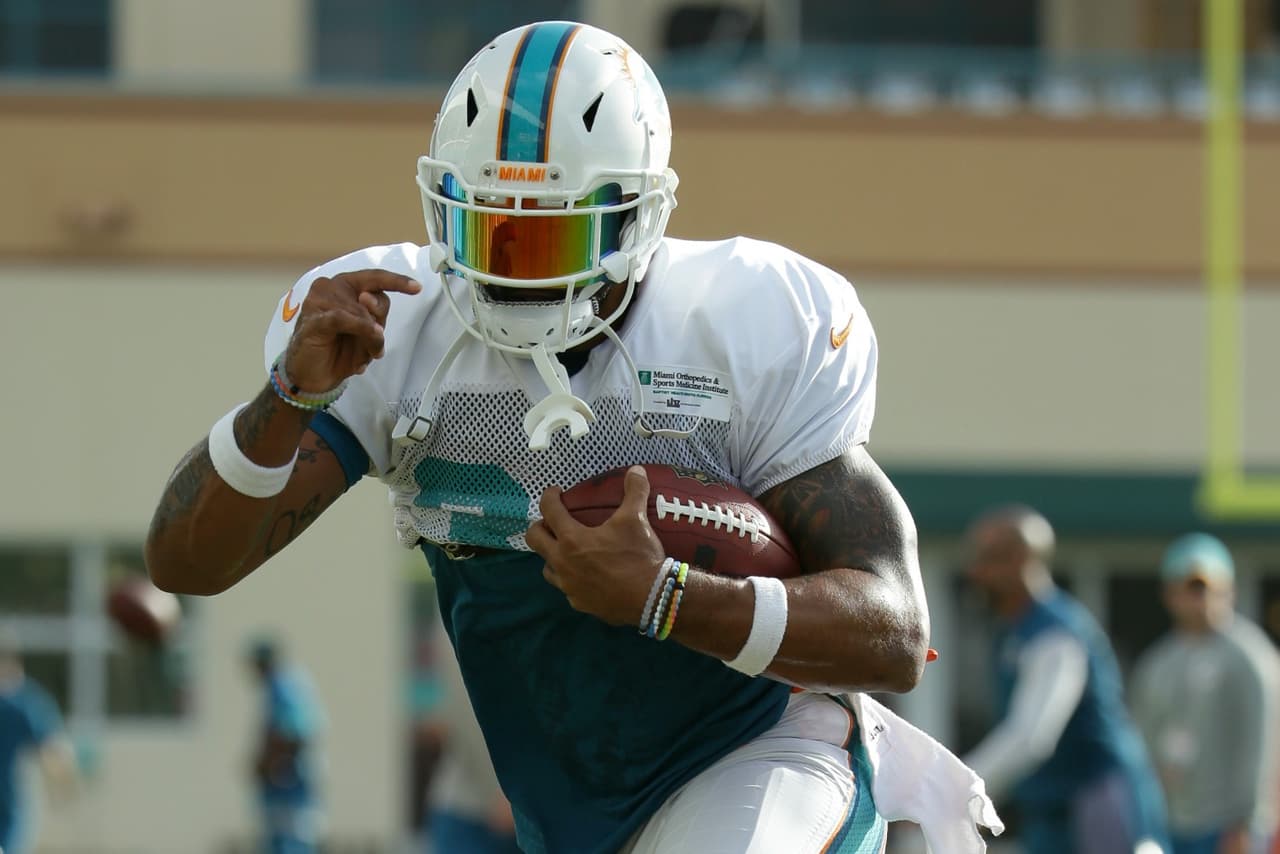 Arian Foster con el primer equipo en los Dolphins