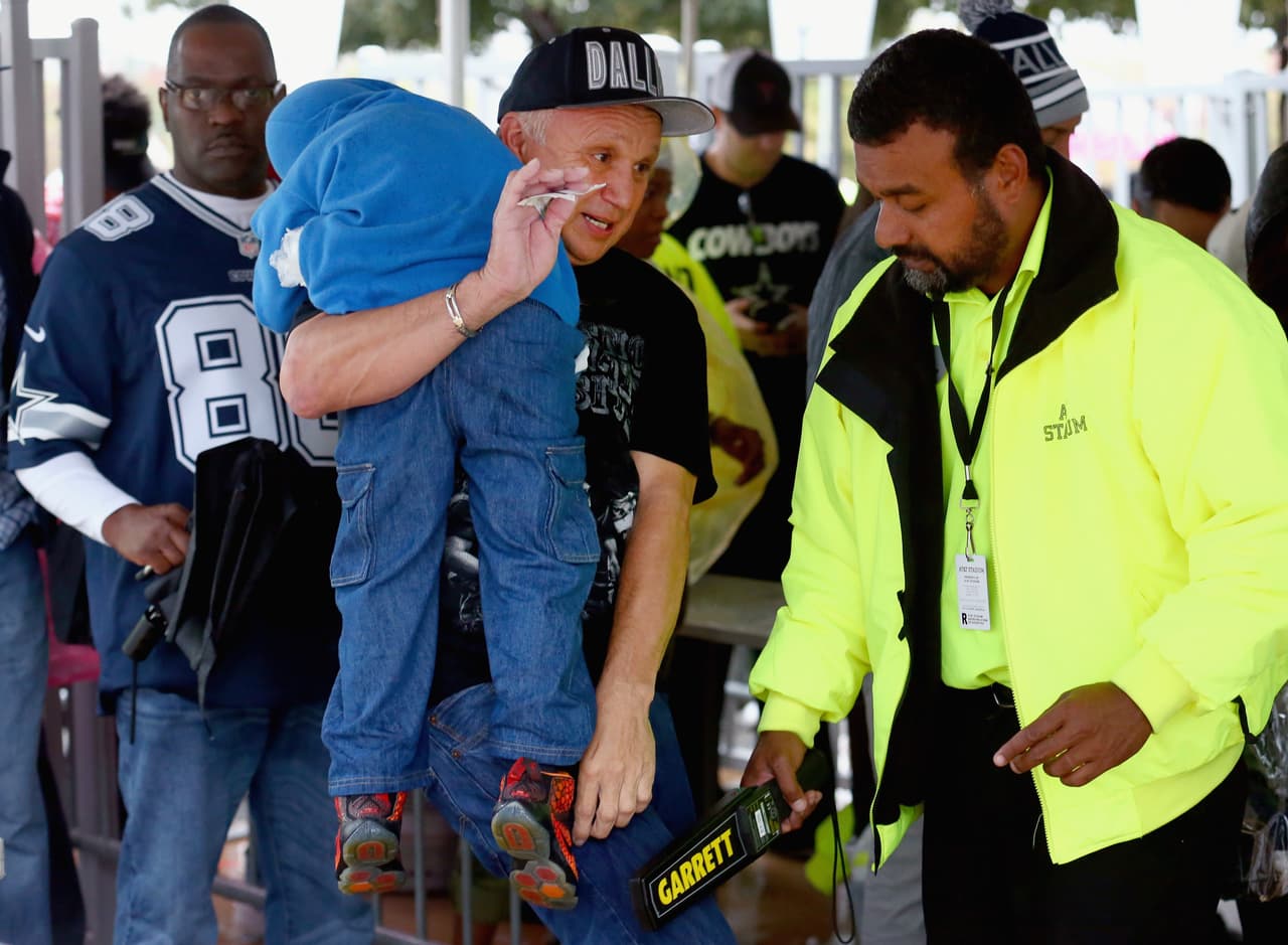 La jornada del Día de Acción de Gracias, que abrió la Semana 12 NFL, es un clásico que los fans no pueden dejar pasar. ¡Checa cómo lo disfrutaron!