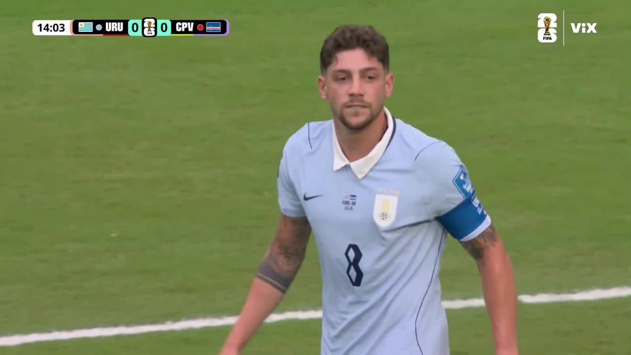 ¡Valverde tenía el primero! Disparo de Fede que se va por un lado del poste