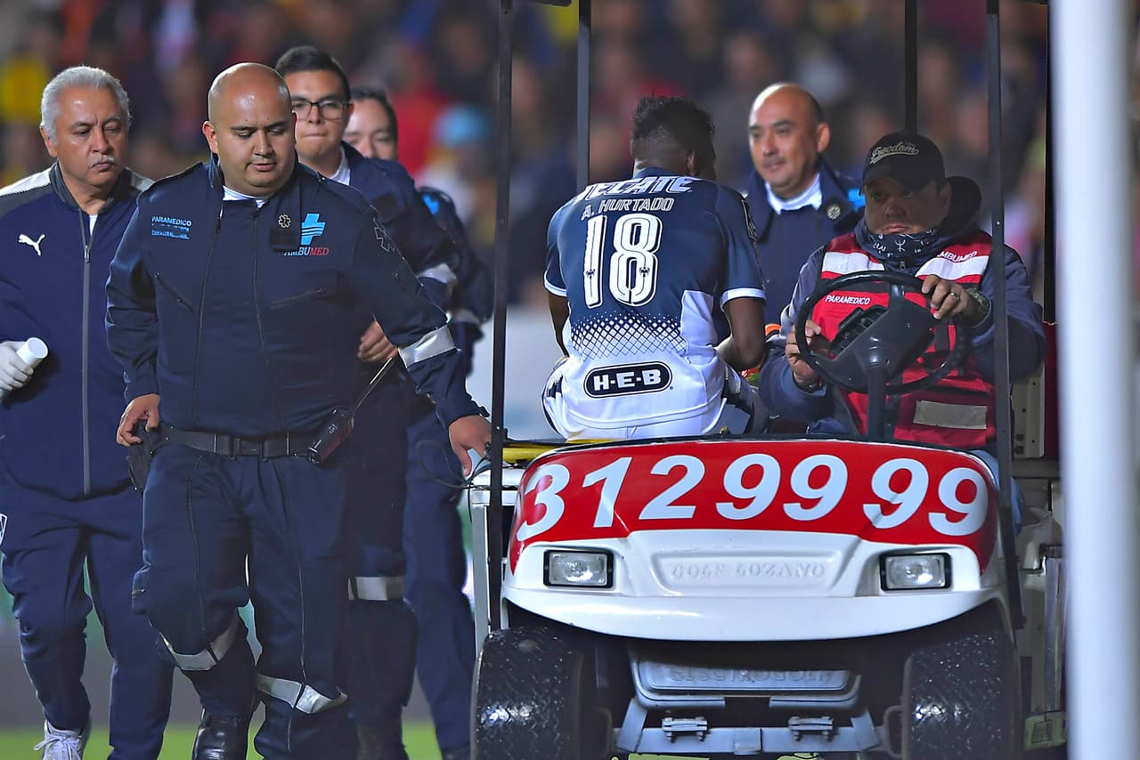 La mala noticia de la noche para Monterrey fue la lesión de Hurtado quien tuvo que salir de cambio por una aparente contractura muscular.