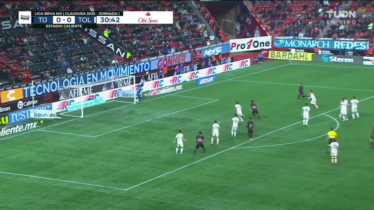 ¡De nuevo Volpi! Xolos no logra aprovechar el tiro libre