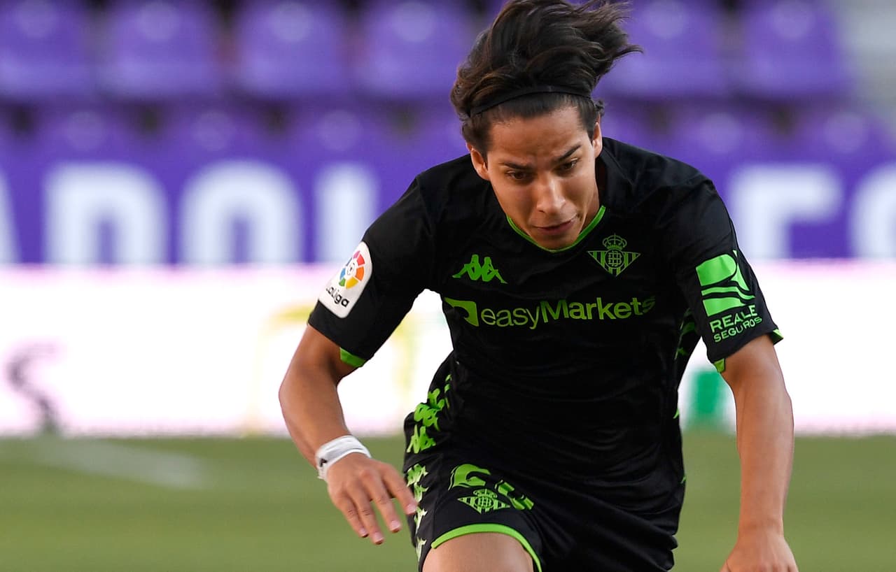 Aseguran que Diego Lainez tendrá más minutos con Pellegrini