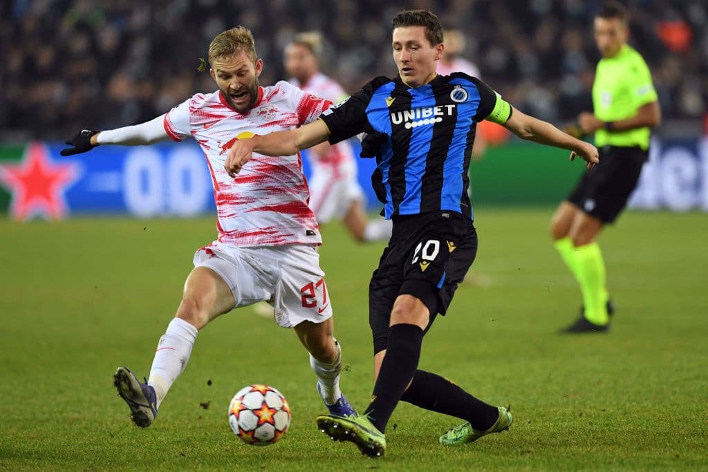Milan le pega al Atlético de Madrid 1-0 gracias a la anotacion de Junior Messias al minuto 87, Borussia Dortumd cae con el Sporting CP 3-1 y se depiden la UEFA Champions League y el RB Leipzig pasa por encima del Club Brugge con un marcador de 0-5.