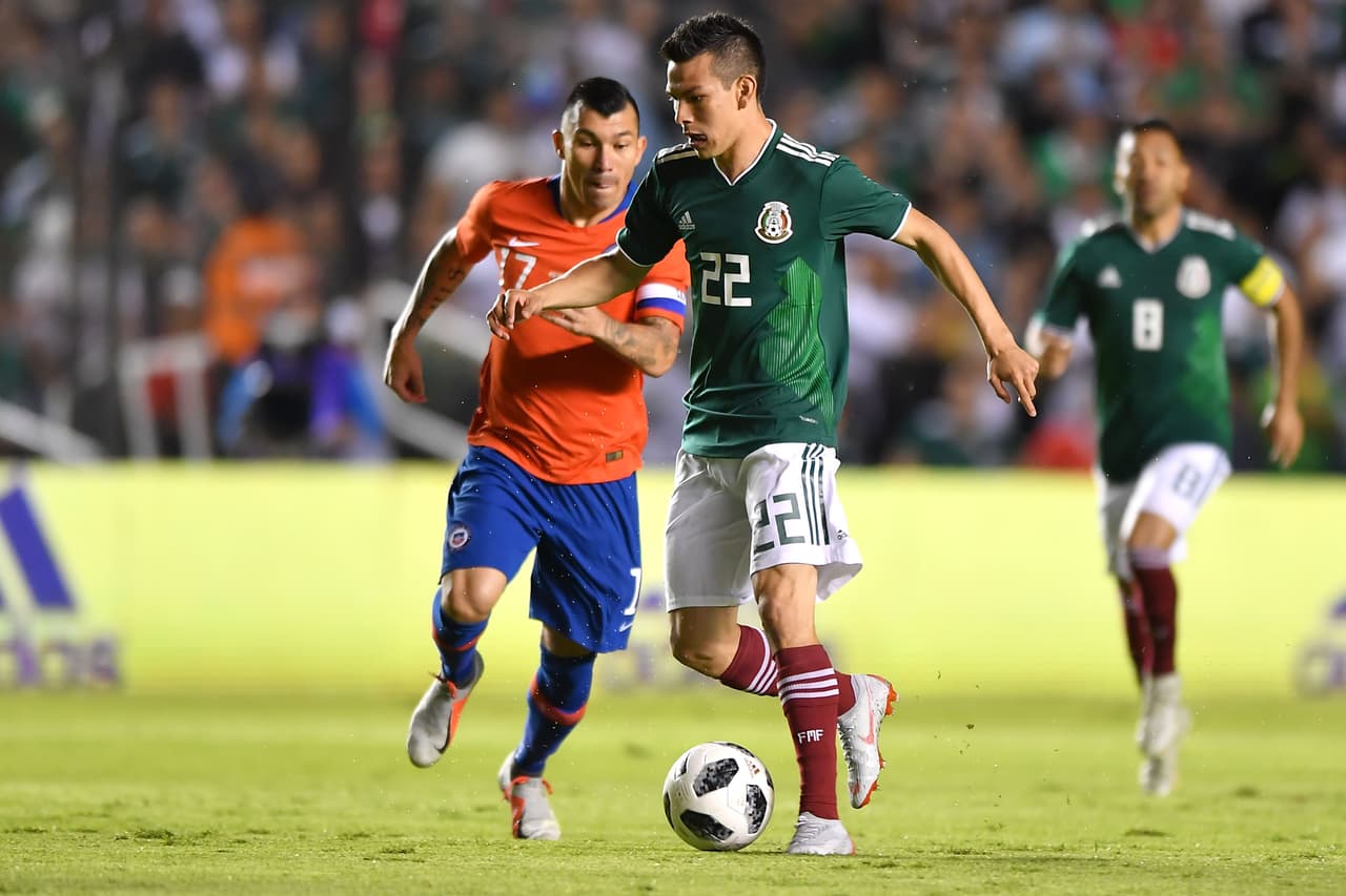 <b>Hirving Lozano (6)</b>: Más preocupado por tirarse que por ofender. Partido para el olvido del Chucky.