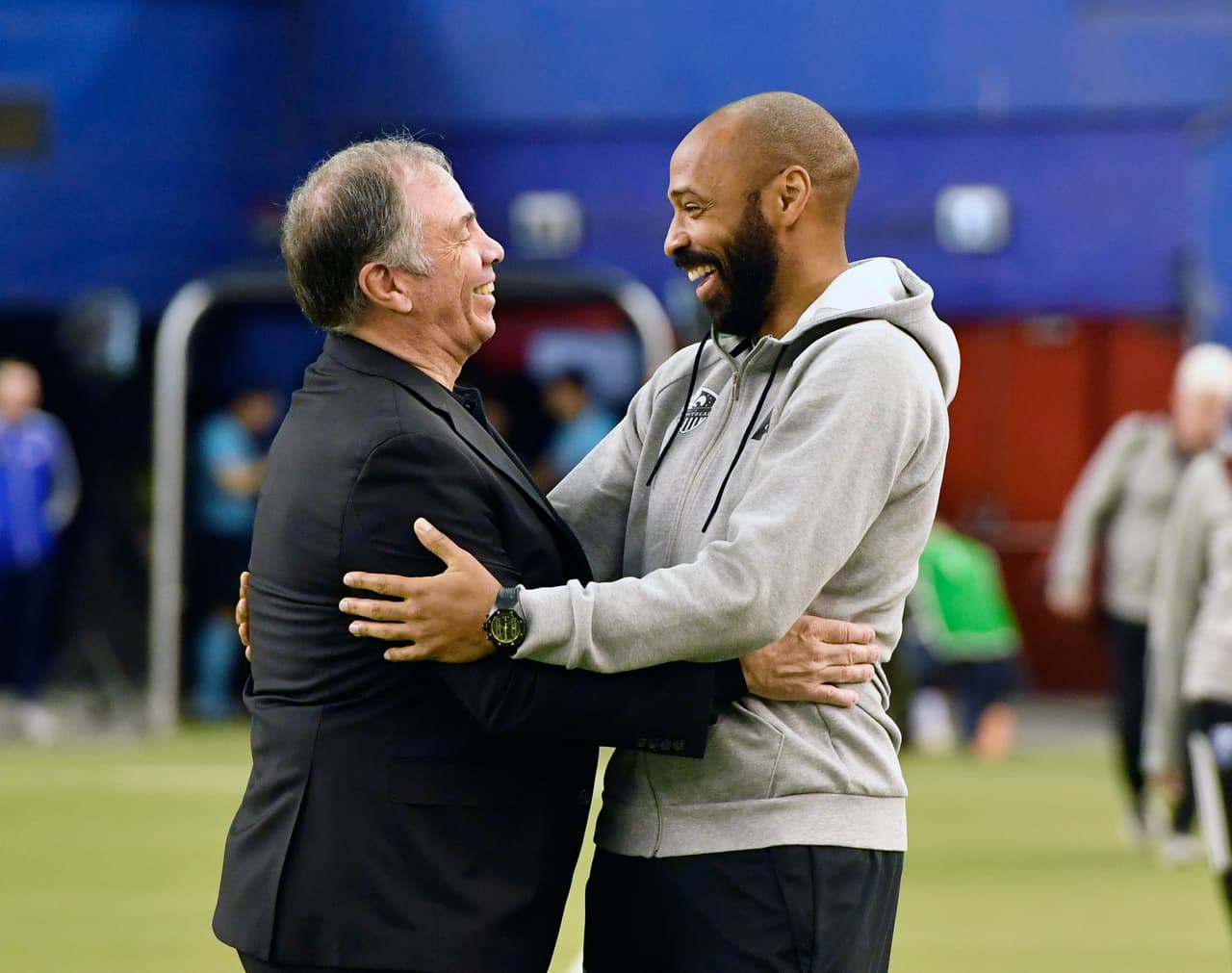 Bruce Arena y Thierry Henry, entrenadores y rivales esta noche en Orlando.