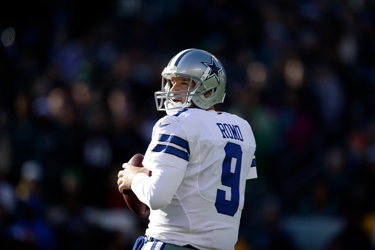 Dallas Cowboys' Tony Romo in action during an NFL football game against the Philadelphia Eagles, Sunday, Jan. 1, 2017, in Philadelphia. (AP Photo/Matt Rourke)