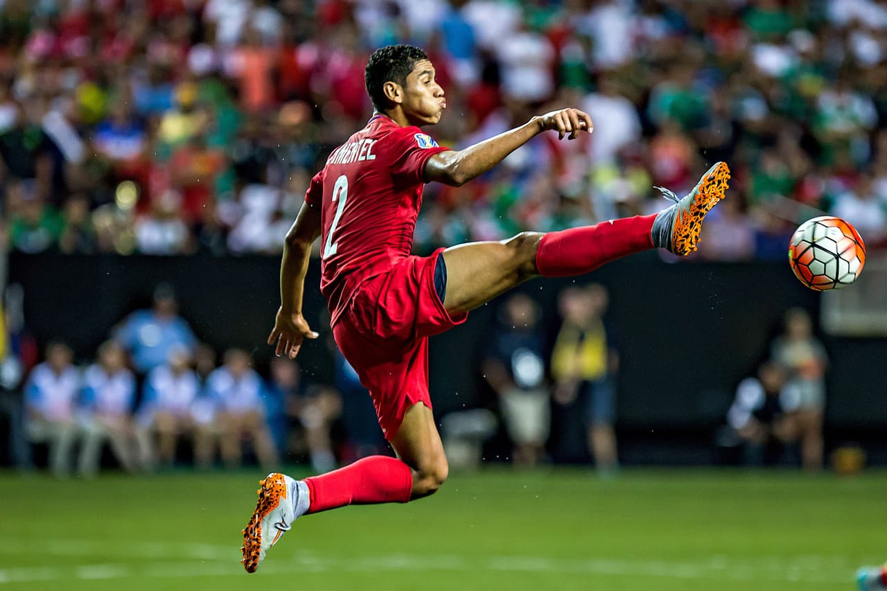 Valentín Pimentel. Posición: Medio. Edad: 25 años. Club: La Equidad (Primera A de Colombia). Veces seleccionado: 14. Descripción: Hizo su debut con la selección mayor en 2015 en un amistoso contra Ecuador. Participó en el 2015 CONCACAF Gold Cup.