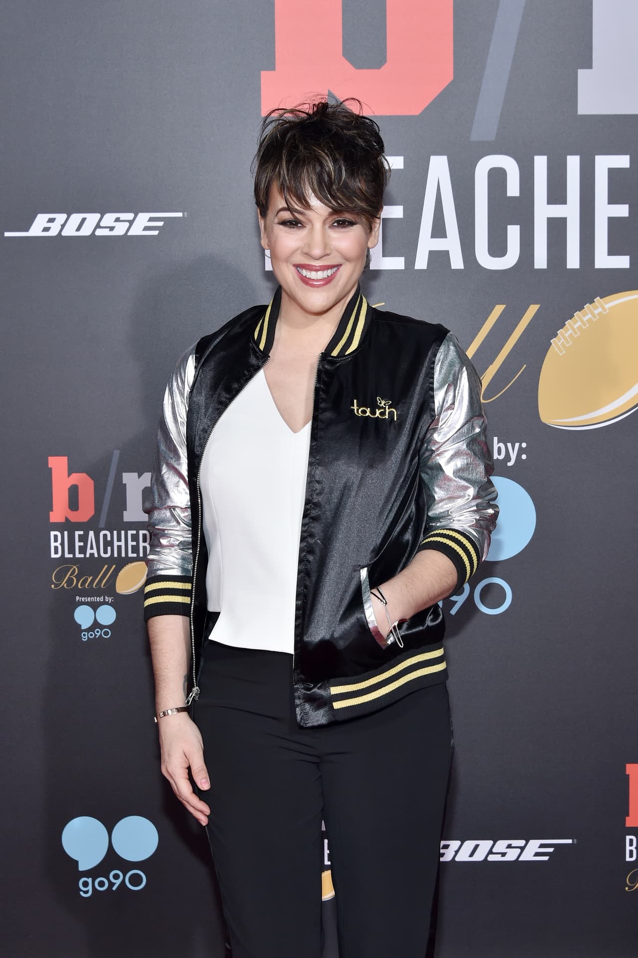 Además de hacerse una carrera en la televisión estadounidense, la hermosa Alyssa Milano tiene una larga historia como seguidora del béisbol e incluso ha tenido romances con deportistas.