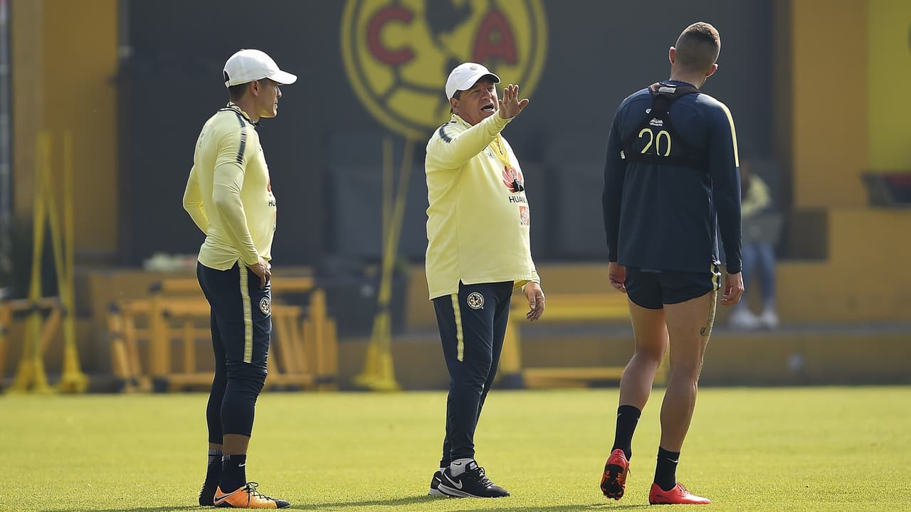 ¡Borrado del América! Herrera revela malas actitudes de Ménez
