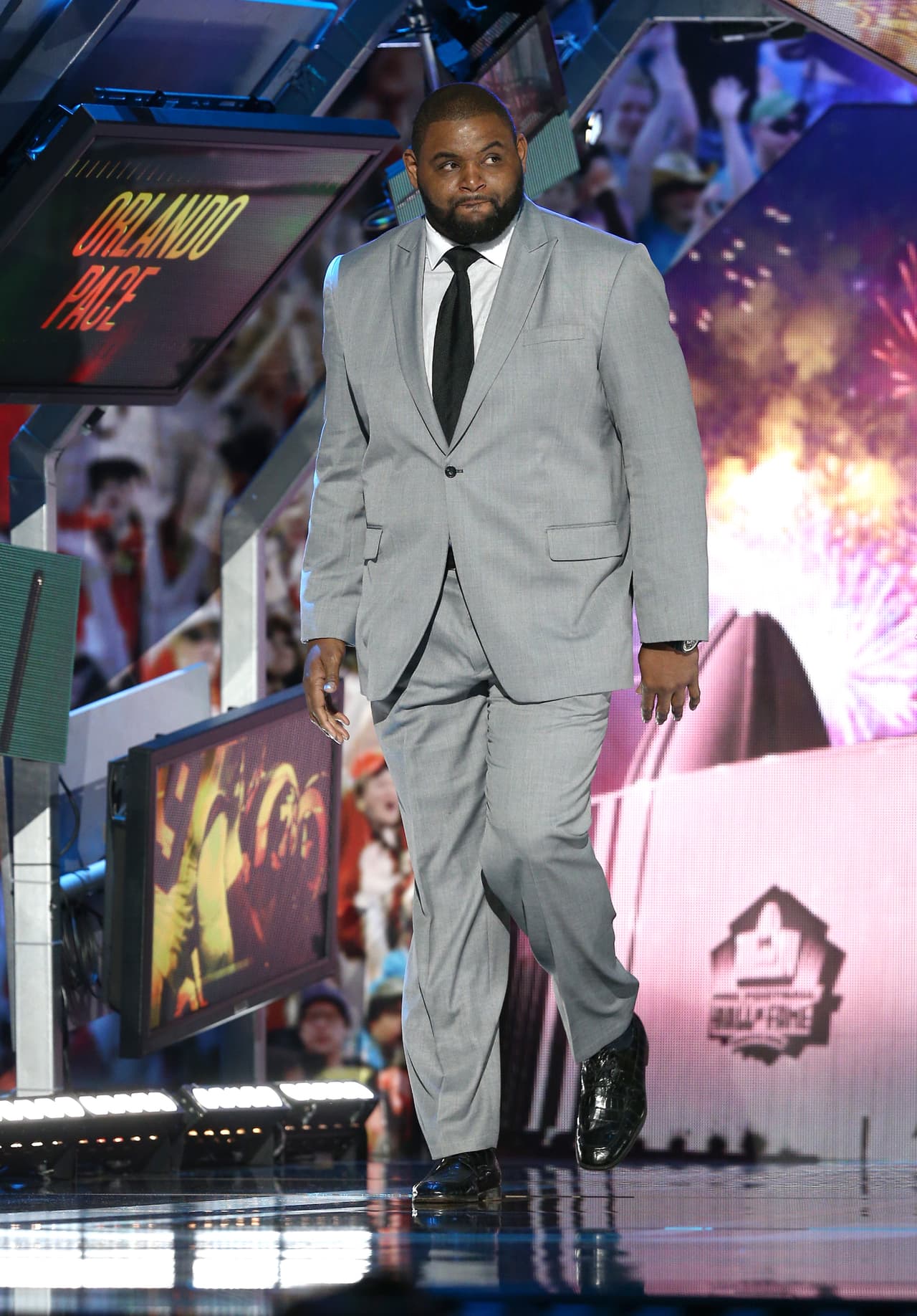 El tackle Orlando Pace