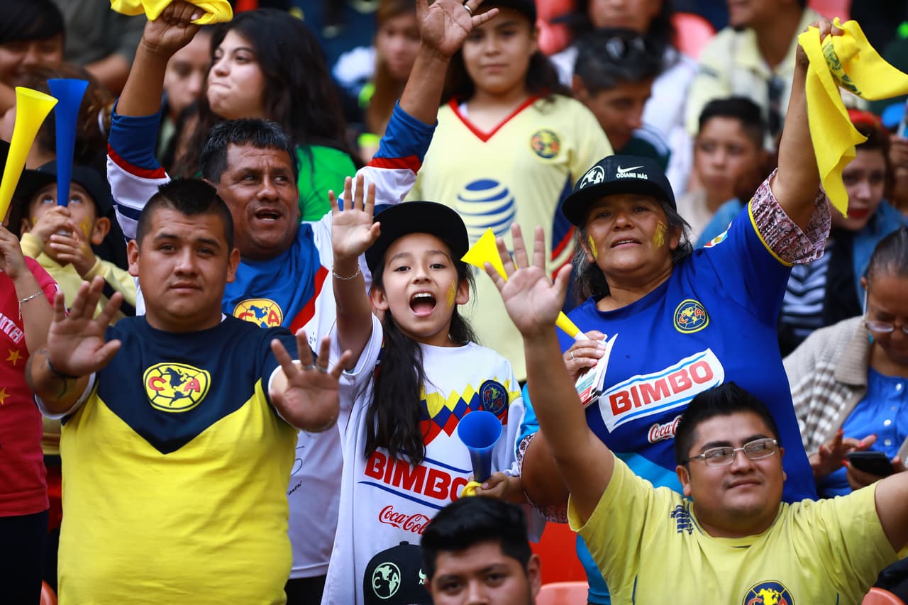 Pero desde luego que la mayoría en las gradas tenía que ver más con las Águilas, quienes acudieron al llamado para presenciar el partido.