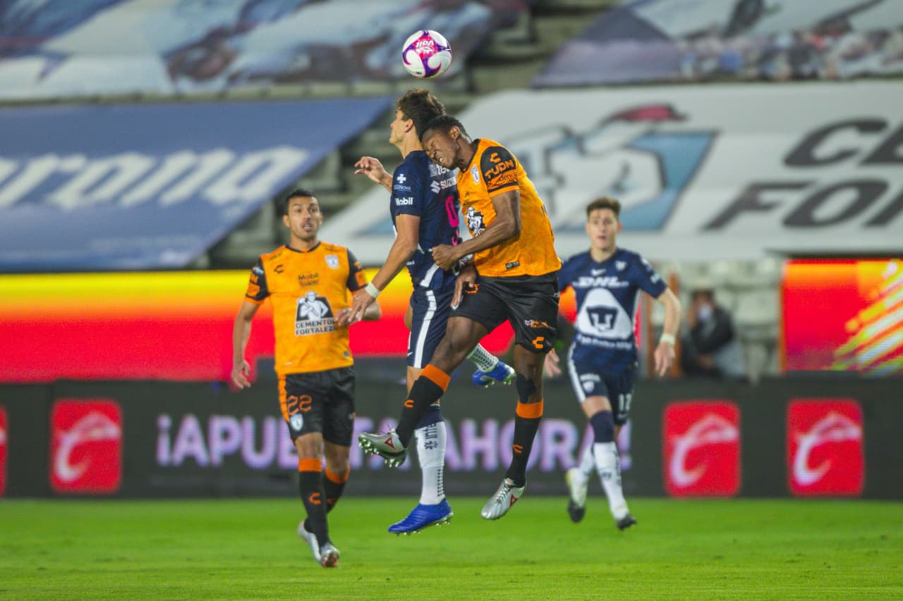 Con goles de Juan Pablo Vigón y Erick Aguirre, Pumas y pachuca no se pueden quedar con la victoria y se conforman con un punto.