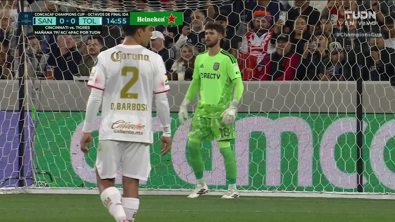 ¡GOL!  anota para Toluca. Jesús Gallardo