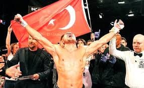 ¿Quién es Avni Yildirim, siguiente rival del ‘Canelo’ Álvarez?