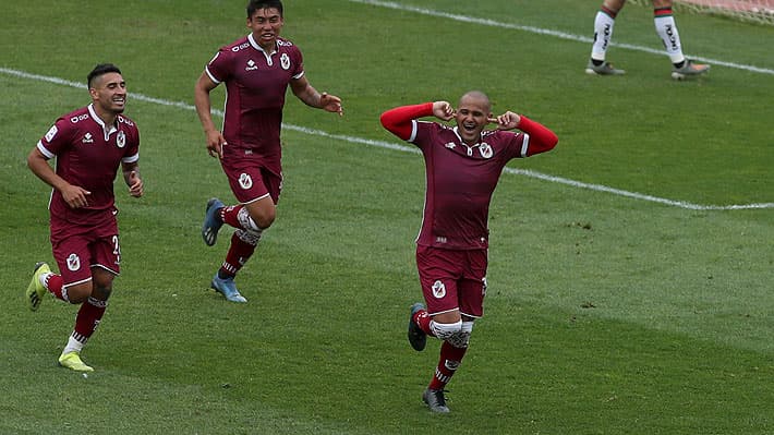 ¡Grande, 'Chupete' Suazo! Sus mejores goles esta temporada en Chile