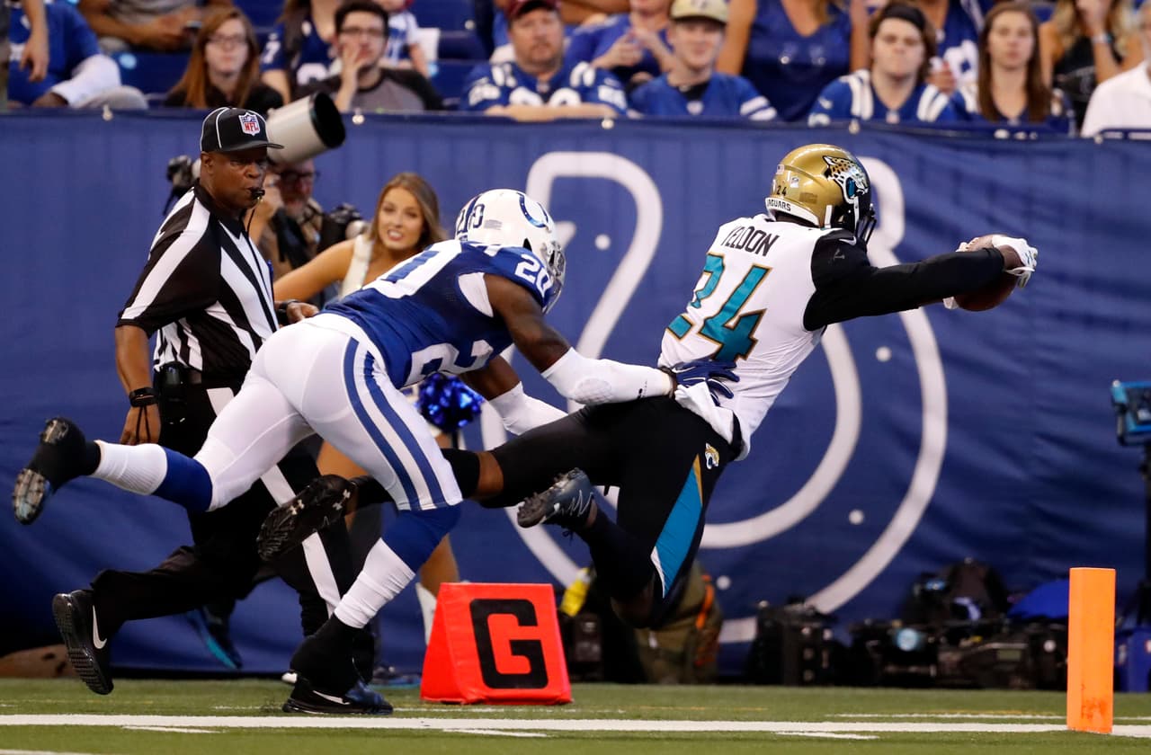 TJ Yeldon fue el jugador más peligroso de la ofensiva de Jaguars. Por tierra tuvo 122 yardas en 9 acarreos con una anotación además de 15 yardas por aire.