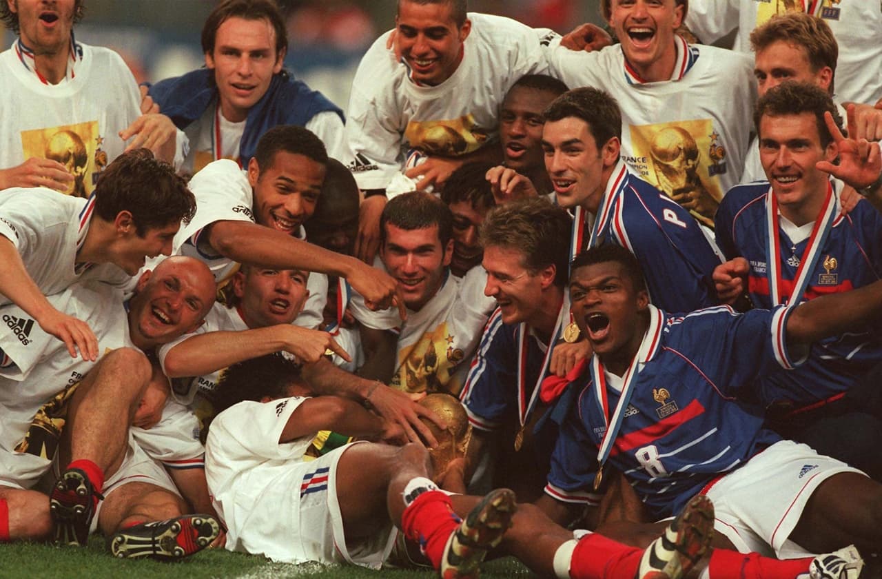 Sin duda, su éxito más importante es haber conquistado la Copa del Mundo en su país donde se alzó con el título en Francia 1998.