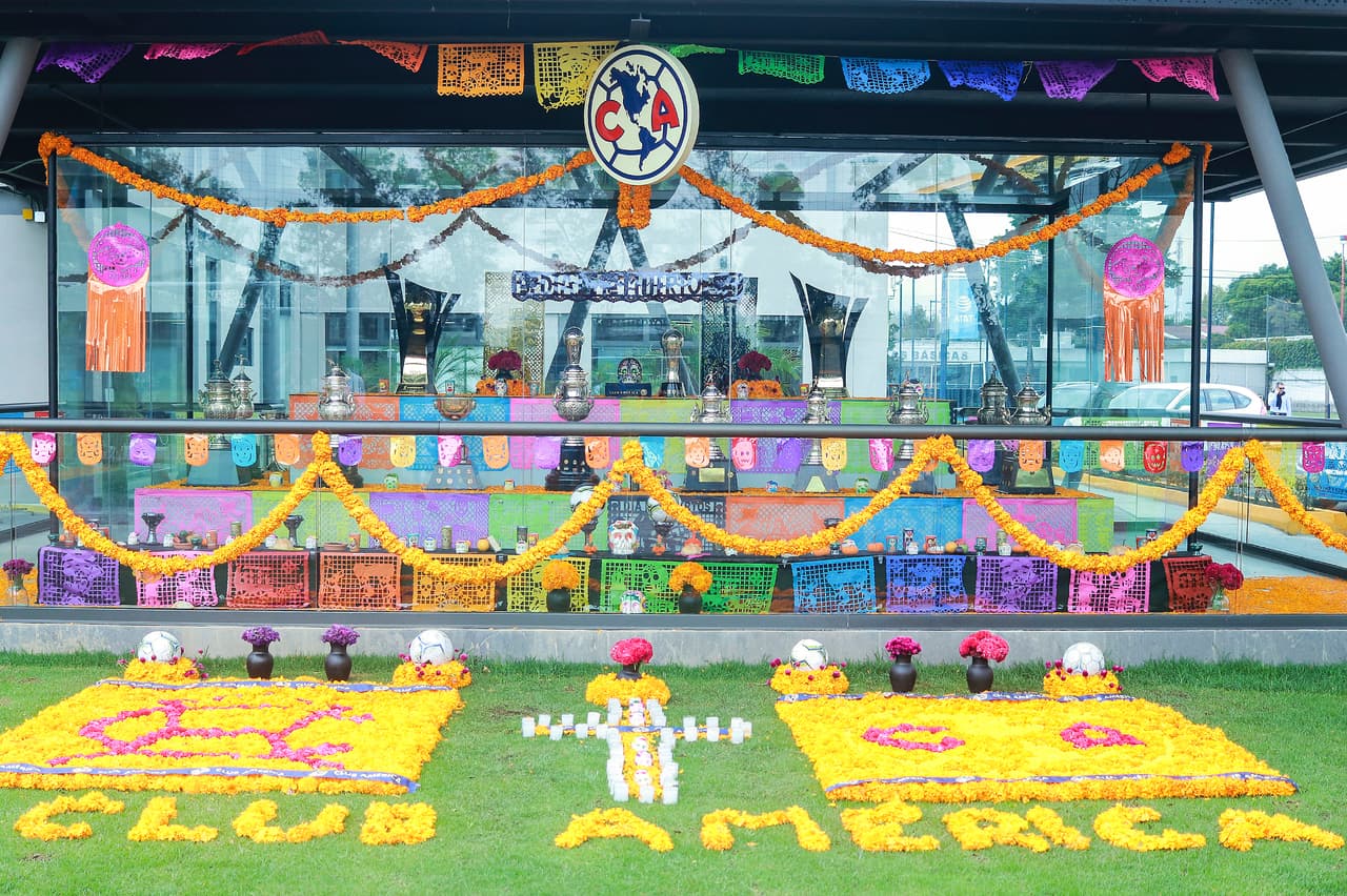 Así es como América, con ofrendas en homenaje del Día de los Muertos, también piensa cómo será su reto en la Jornada 15 del Apertura 2018.