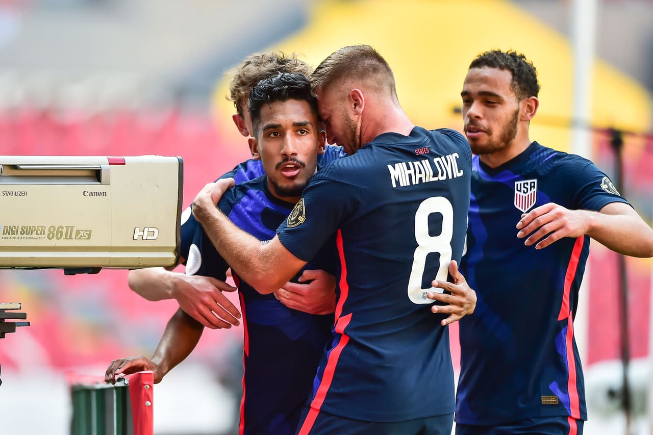 Con solitaria anotación de Aaron Herrera (35') y una gran actuación del portero David Ochoa, Estados Unidos vence 1-0 a Costa Rica en el arranque del Preolímpico masculino.