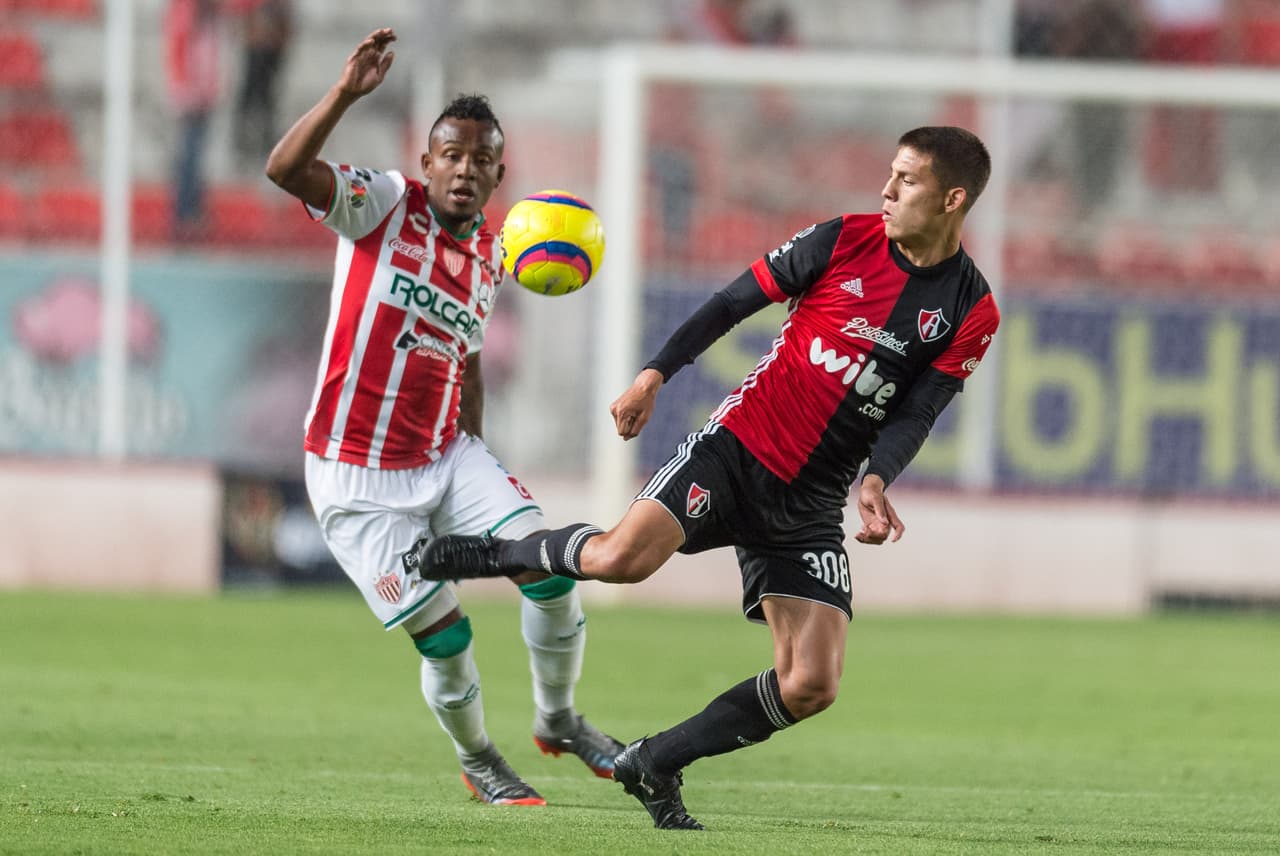 Necaxa: Gustavo Culma, 8 juegos 107 minutos.