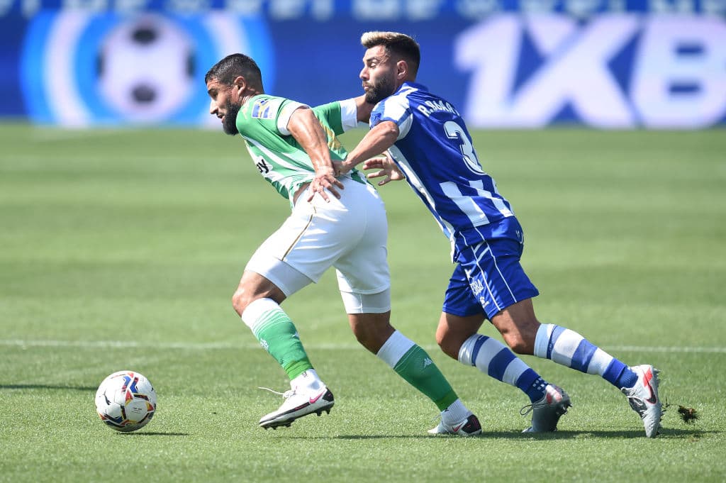 Canales estuvo muy cerca de hacer el primer tanto del partido.