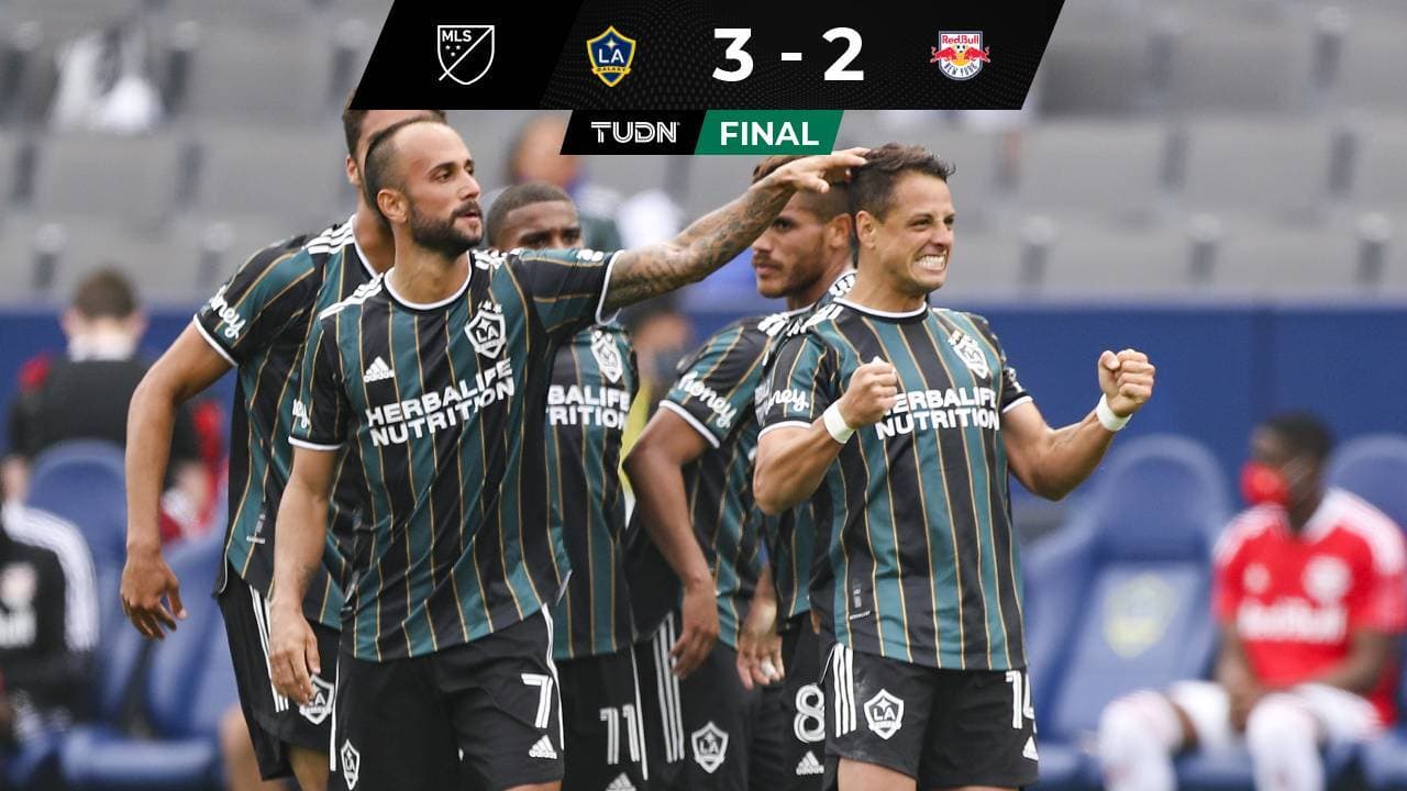 ¡Hat-trick de Chicharito! LA Galaxy es puntero tras vencer a Red Bulls NY