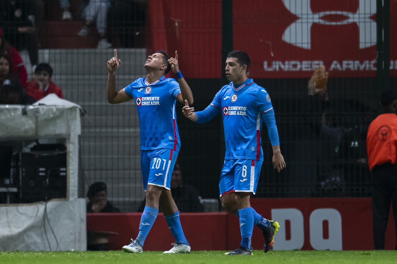 Chivas viene de atrás para pasar a la Final de la Copa por México mientras que Toluca y la Máquina no se hacen daño