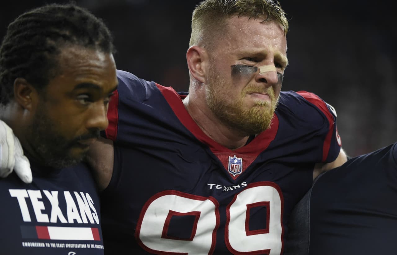 Pero lo que opacó la noche en el NGR Stadium fue la lesión de J.J. Watt, quien sufrió una fractura de meseta tibial de la rodilla izquierda que lo dejaría fuera por el resto de la temporada.
