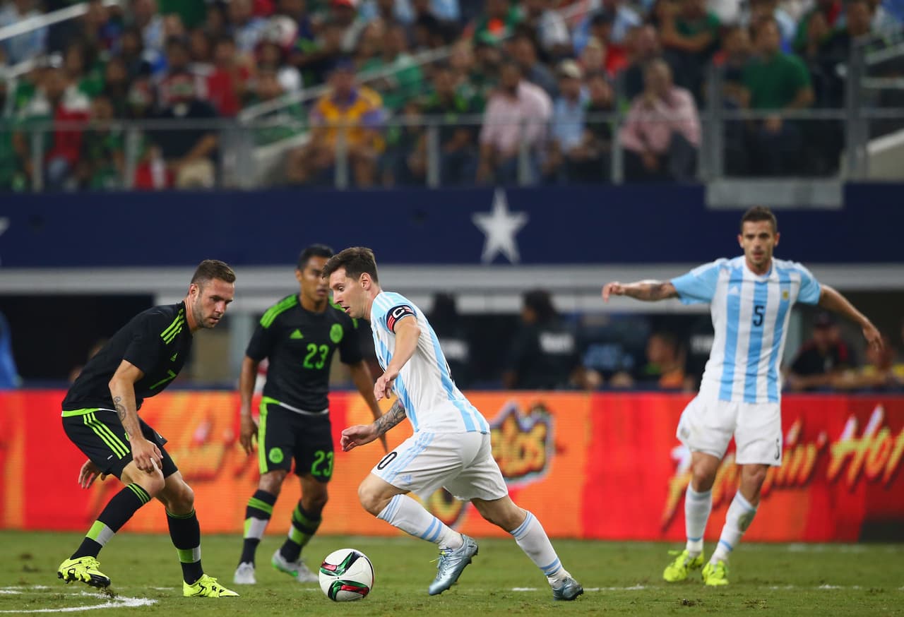 En esta ocasión, México y Argentina empataron 2-2. Lionel Messi marcó un gol.
