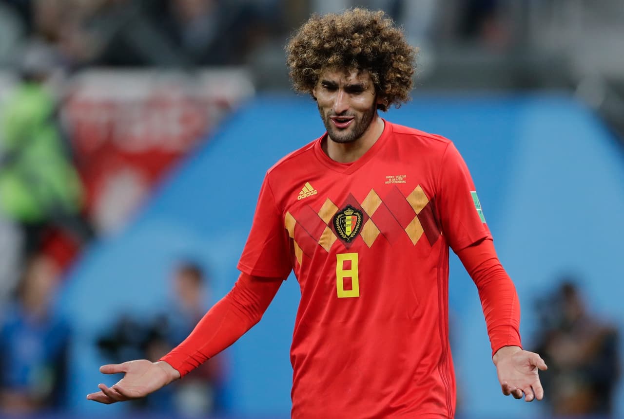 Fellaini prestará tres millones de euros a exequipo de Ochoa