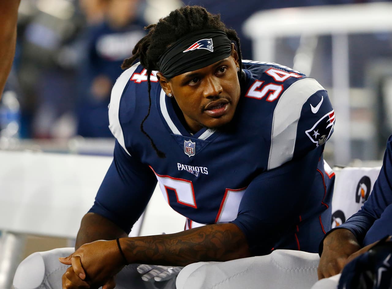 New England Patriots middle linebacker Dont'a Hightower during the second half of an NFL preseason football game against the New York Giants, Thursday, Aug. 31, 2017, in Foxborough, Mass. (AP Photo/Winslow Townson)