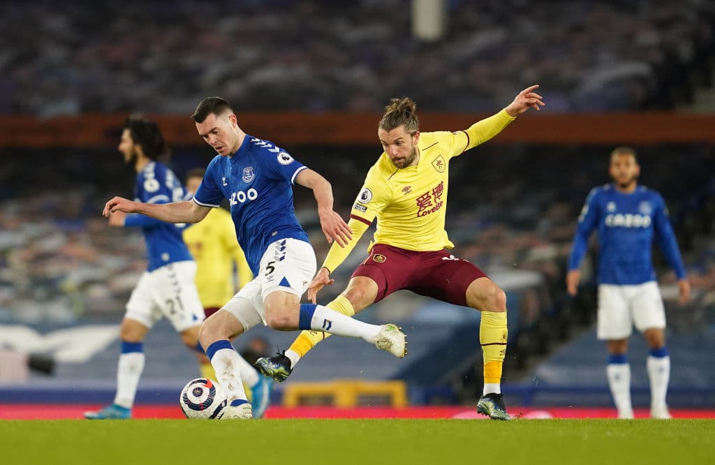 Con la ausensia de James Rodríguez, el Everton da pelea pero terminan cayendo 1-2 en casa frente al Burnley.