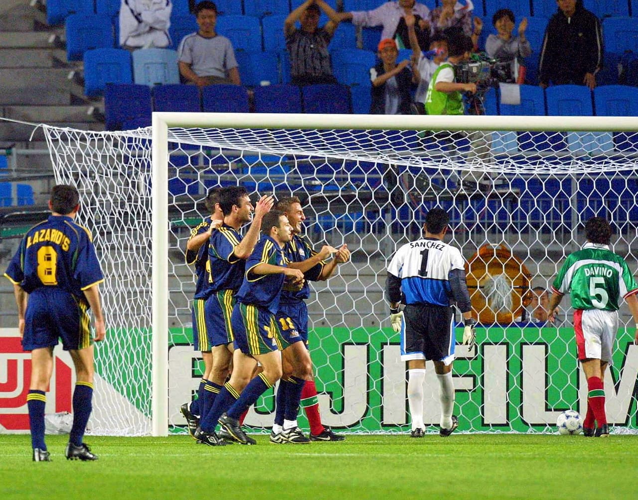 Fue 2-0 a favor de los monarcas de Oceanía, exhibiendo a una de las peores selecciones mexicanas de la historia.