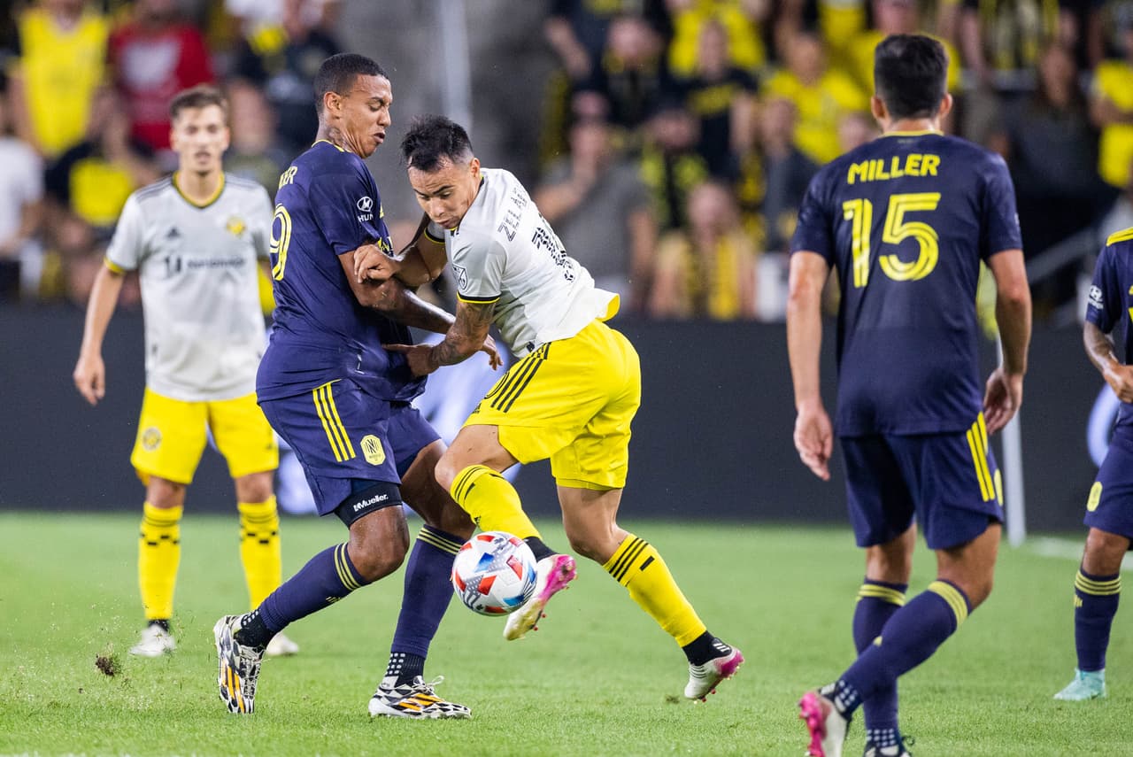 Columbus vuelve a recuperar el nivel que tuvo sobre fines de 2020, cuando se coronó campeón de la MLS, mientras que Nashville sorprenden con su buen nivel.
<br>
