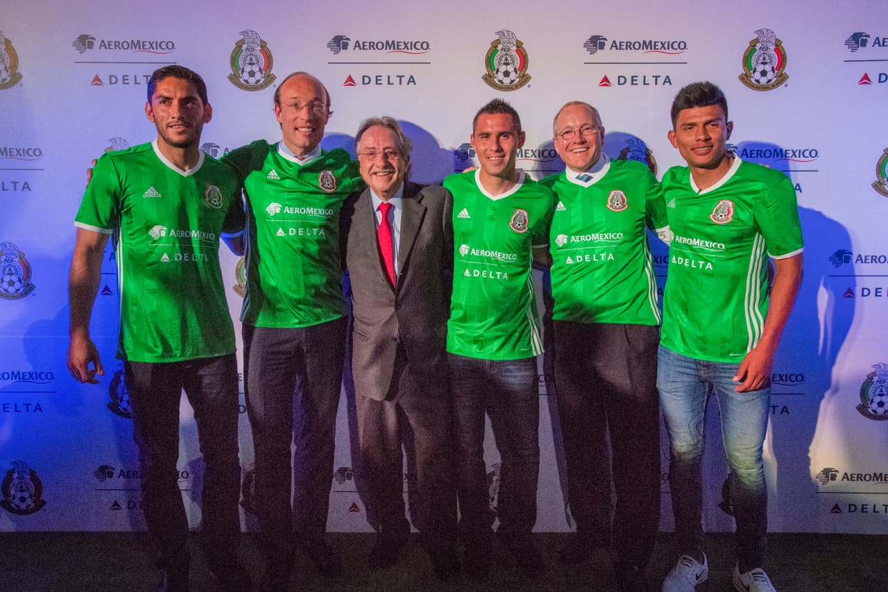 De María indicó: "Ojalá para los pasos siguientes la Selección Mexicana vuele en un avión de Aeroméxico y Delta y podamos llegar en él a nuestro primer partido en el Mundial del 2026".