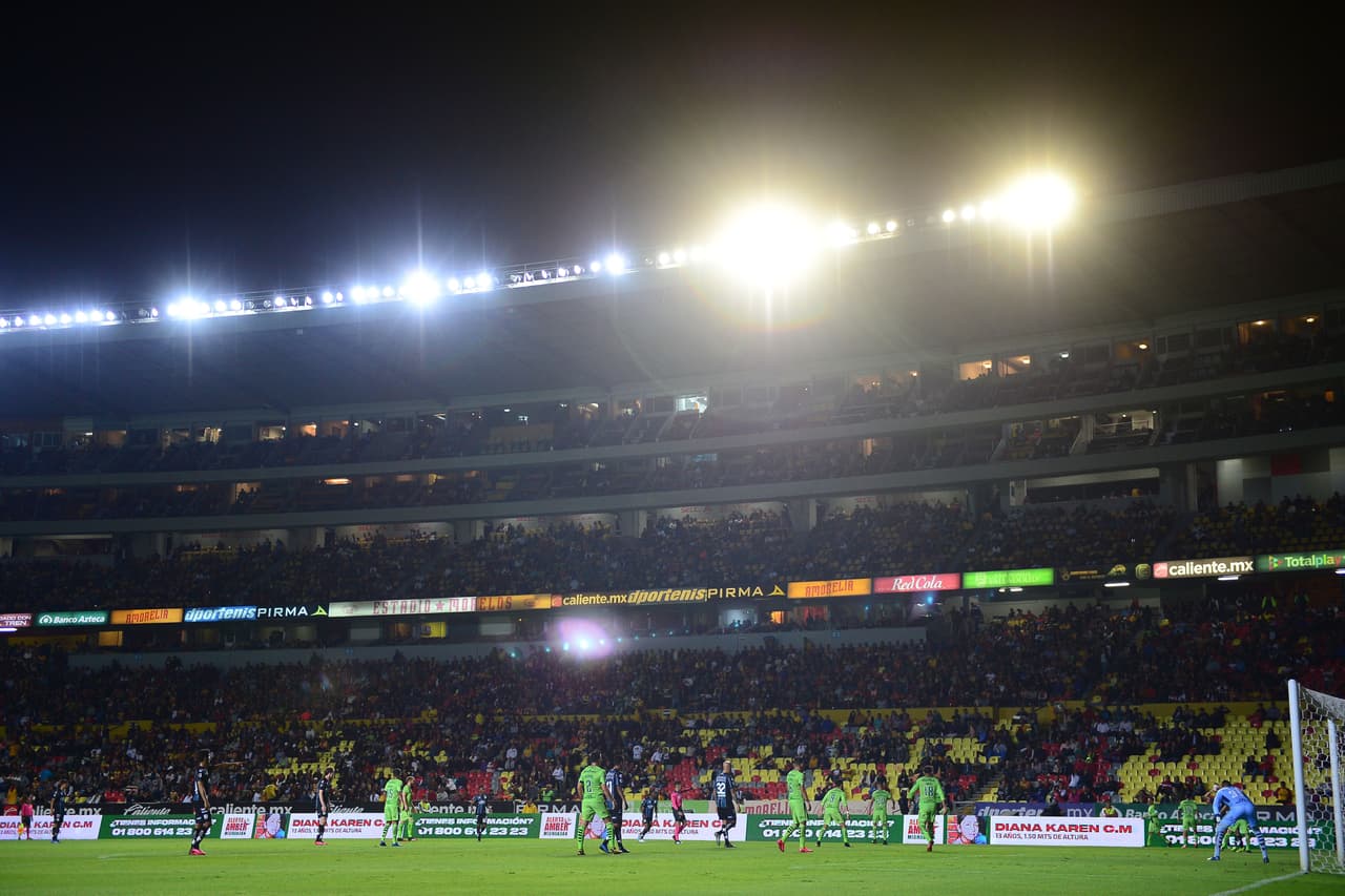 <b>Morelia 4-0 Querétaro </b>| El Morelos registró aproximadamente el 50% de asistencia.