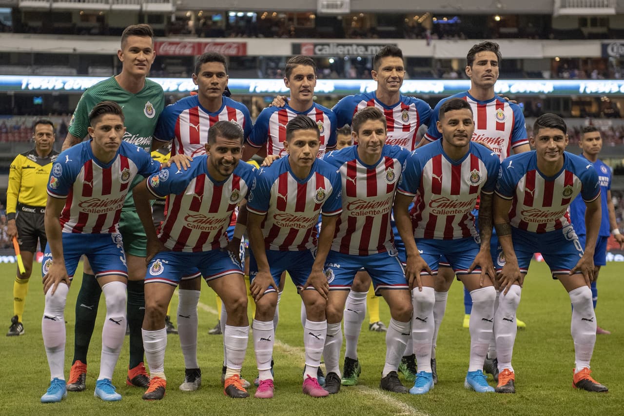 El rebaño inicia con Gudiño, Van Rankin, Briseño, Sepúlveda, Ponce, Villalpando, Molina, Cervantes, Brizuela, Pulido y Vega.