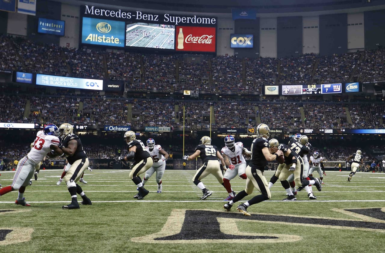 Los New Orleans Saints vencieron 52-49 a los New York Giants en partido de ofensivas explosivas.