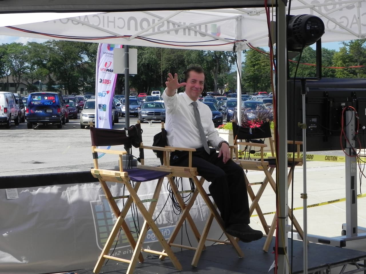Jorge Barbosa y el Omarcillo de Latino Mix transmitieron desde la casa de los White Sox.