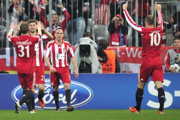 Tras una escapada por la banda izquierda, Ribery salvó el triunfo del Bayern en el último minuto frente al Freiburg.
