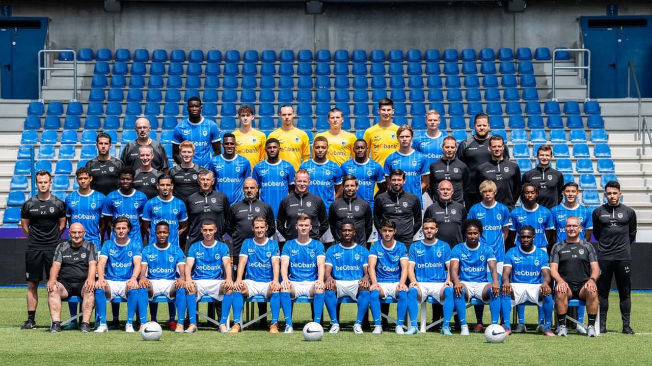 Gerardo Arteaga se toma la foto oficial con Genk, ¿se queda?