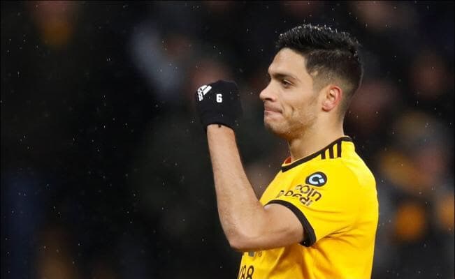 Los Wolverhampton Wanderers superaron 2-0 al modesto equipo de Irlanda del Norte Crusaders en el Estadio Molineaux, en la Ida de la Segunda Ronda de la clasificatoria a la UEFA Europa League.