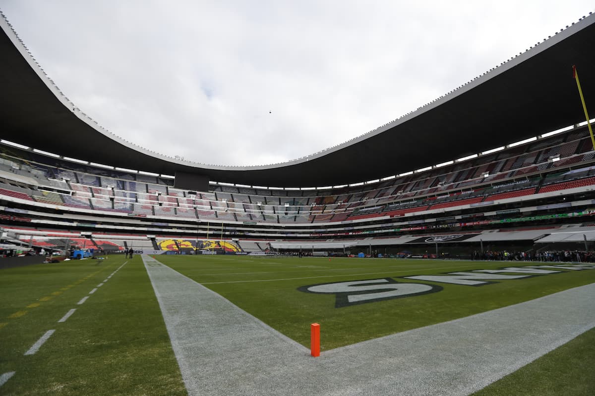 Ya se alistan los últimos detalles para recibir a Houston y Oakland para el histórico partido de este lunes en la Ciudad de México.