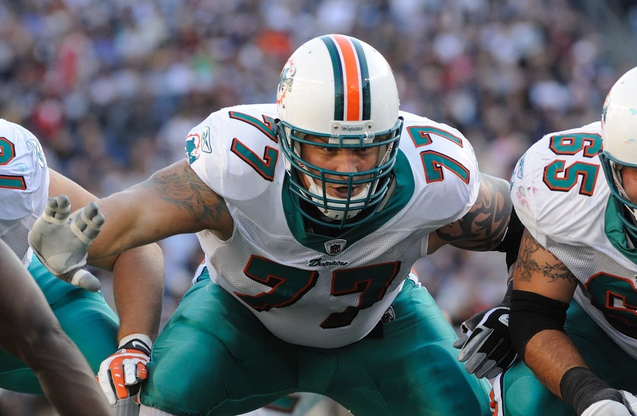 Liniero Ofensivo - Jake Long / Draft: 2008 / Universidad: Michigan / Carrera en la NFL: 7 temporadas (Miami Dolphins, 2008-2012; St. Louis Rams, 2013-14).