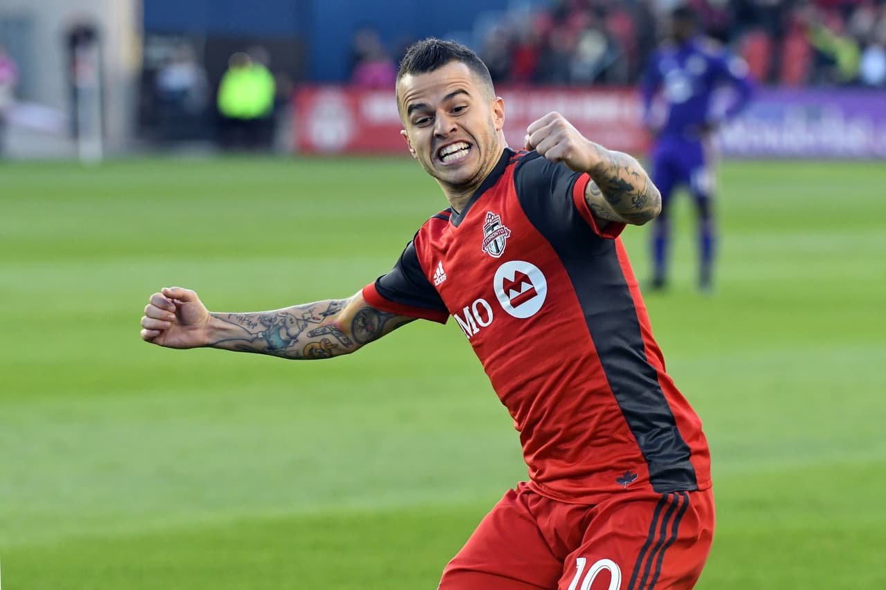 Sebastian Giovinco – Desde su llegada a Toronto FC, el equipo Escarlata se convirtió en un club ganador, y el 2017 no es la excepción. El italiano es quizás el jugador más habilidoso en el regate y su pegada es precisa para poner la pelota donde pone la mirada.