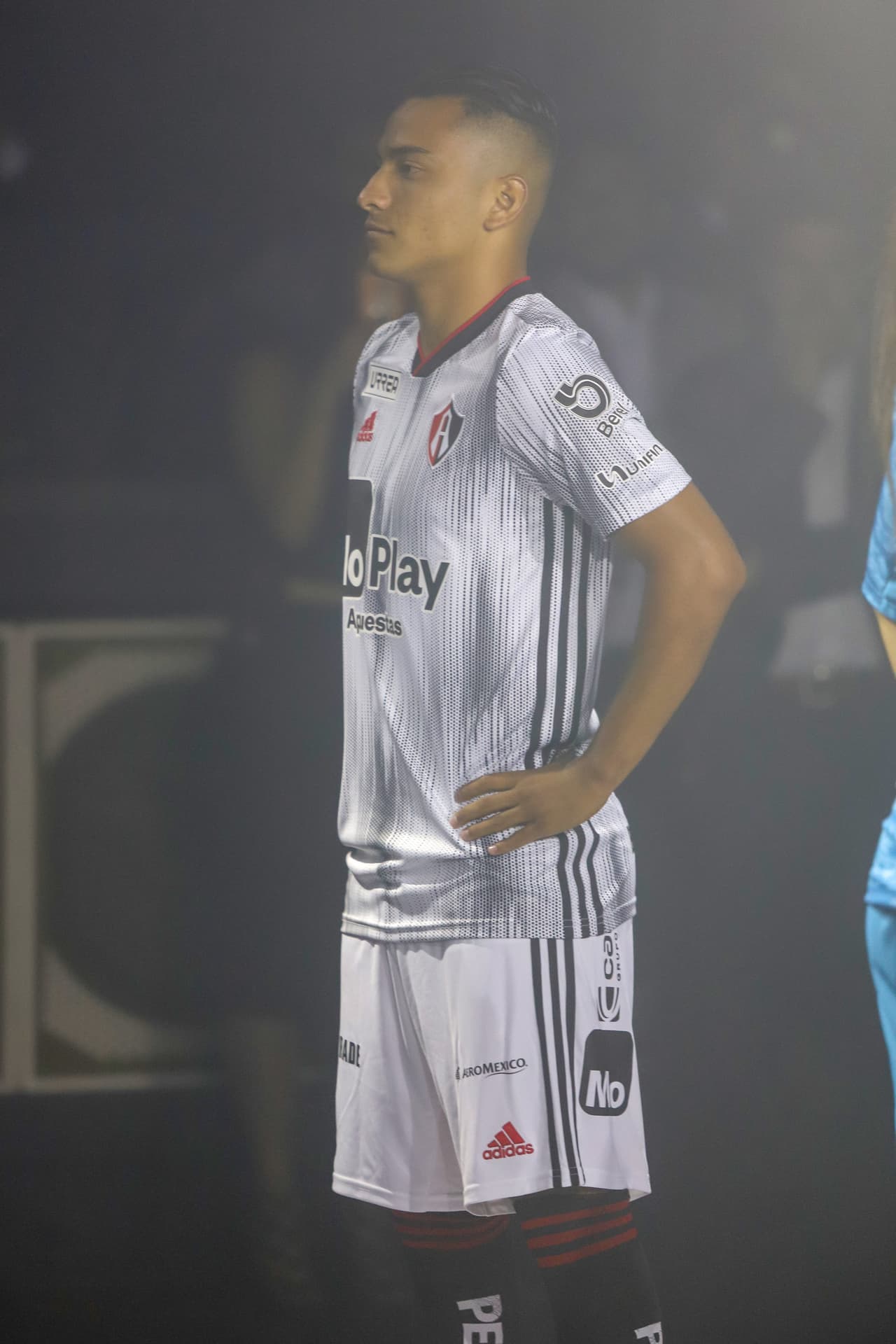 En la noche del jueves, Atlas hizo la presentación de sus nuevas armaduras para la temporada 2019/20 de la Liga MX. A pesar de las críticas por la playera titular y su nuevo diseño, en el equipo esperan que a la afición le guste cada vez más con la llegada de los buenos resultados deportivos.