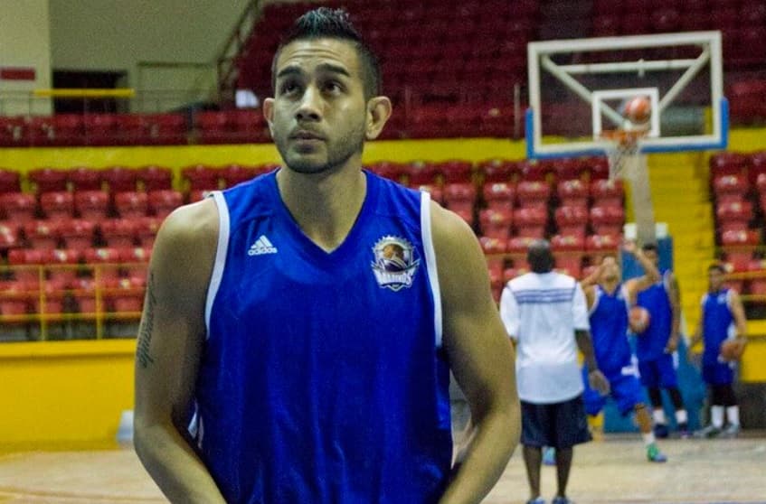 El jugador fue asesinado a tiros en los límites con Colombia.