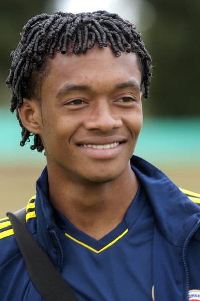 Guillermo Cuadrado:El volante cafetalero le invierte tiempo en su peinado. Mira aquí los videos más chismosos.