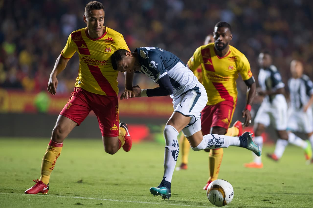 Morelia intentó regresar en el partido y tuvo un buen número de oportunidades pero faltó contundencia.